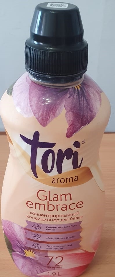 WG кондиционер для белья  Концентрированный "Tori" Arome Glam embrace  ПЭТ, 1.9л 200645